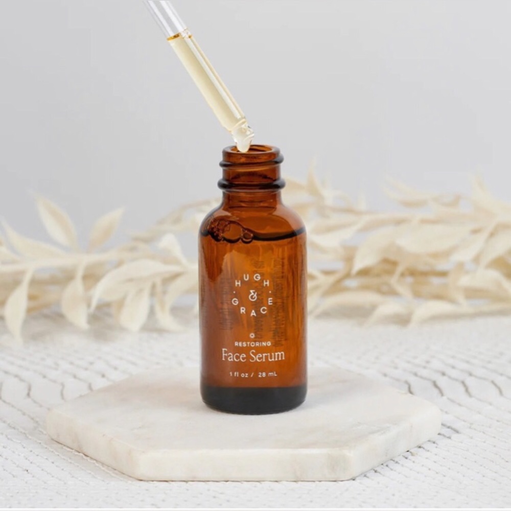Hugh & Grace Restoring Face Serum - Picture 2 of 2